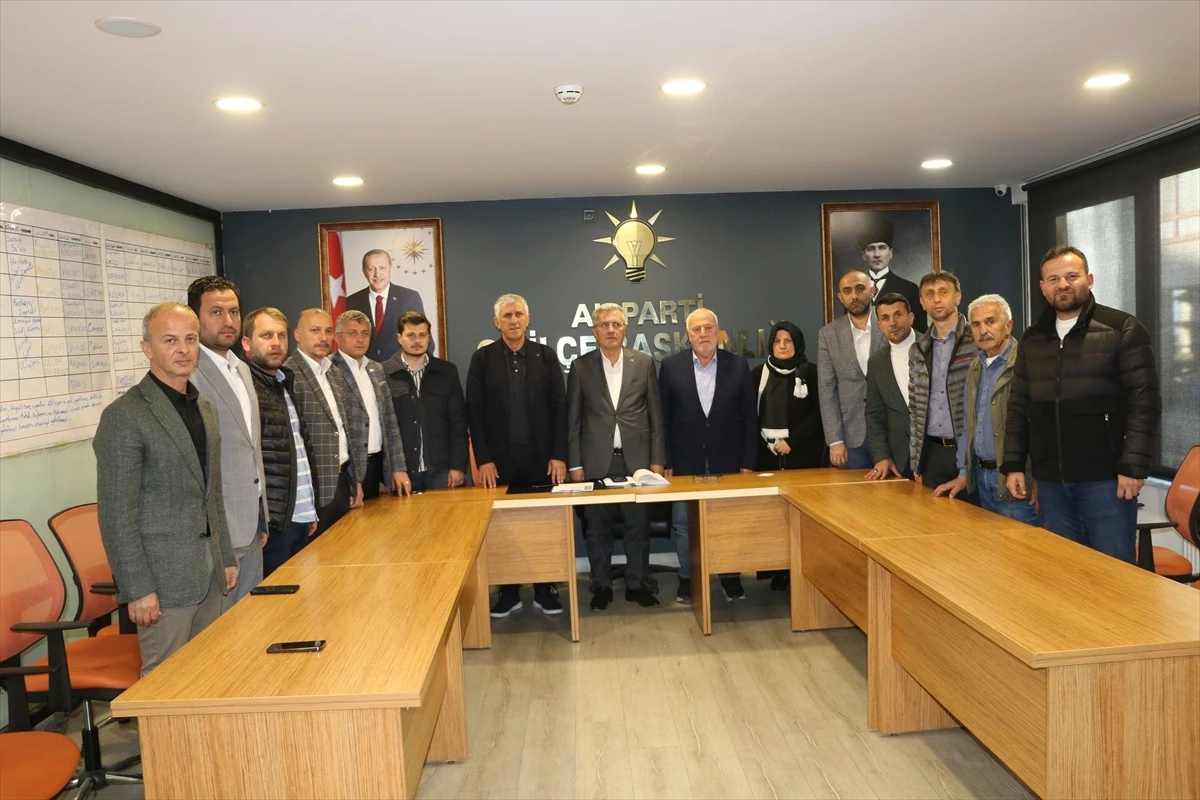 Trabzon Of\'ta AK Parti adayı üçüncü kez belediye başkanı seçildi