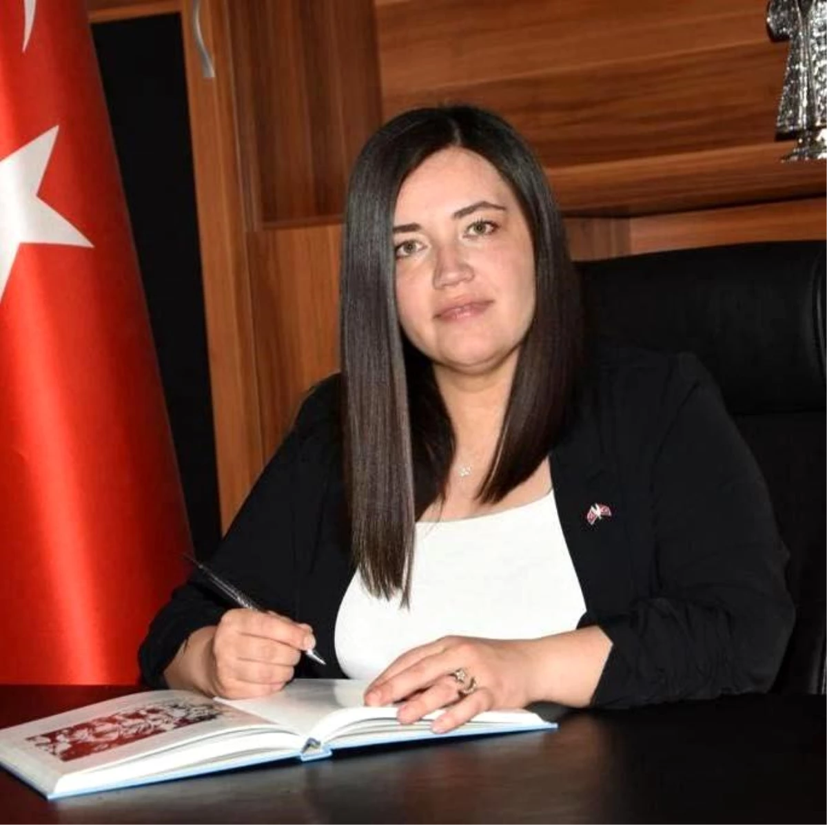 Simav\'da Belediye Başkanlığı seçimini MHP adayı Kübra Tekel Aktulun kazandı