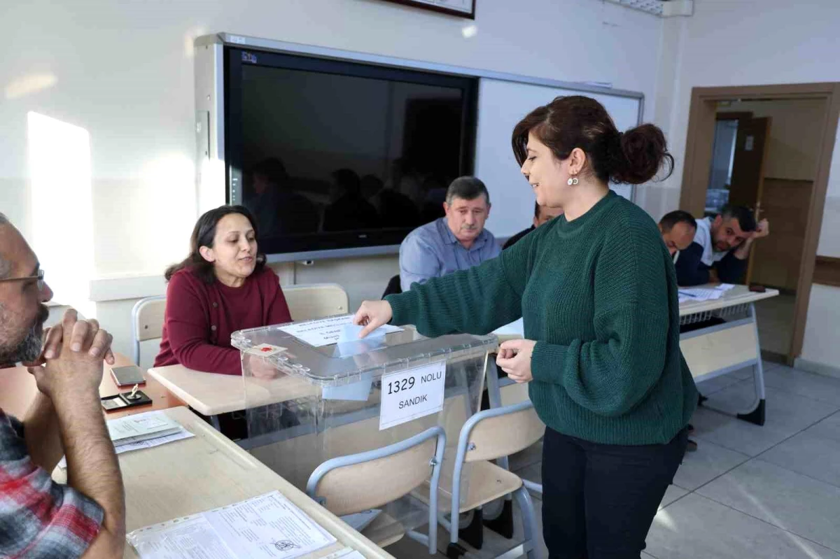 Sivas\'ta Mahalli İdareler Seçimleri Sonuçlandı