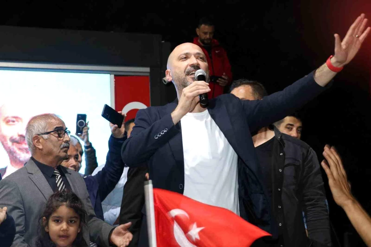 Aydın\'da CHP Adayı Mustafa İberya Arıkan Seçimi Kazandı