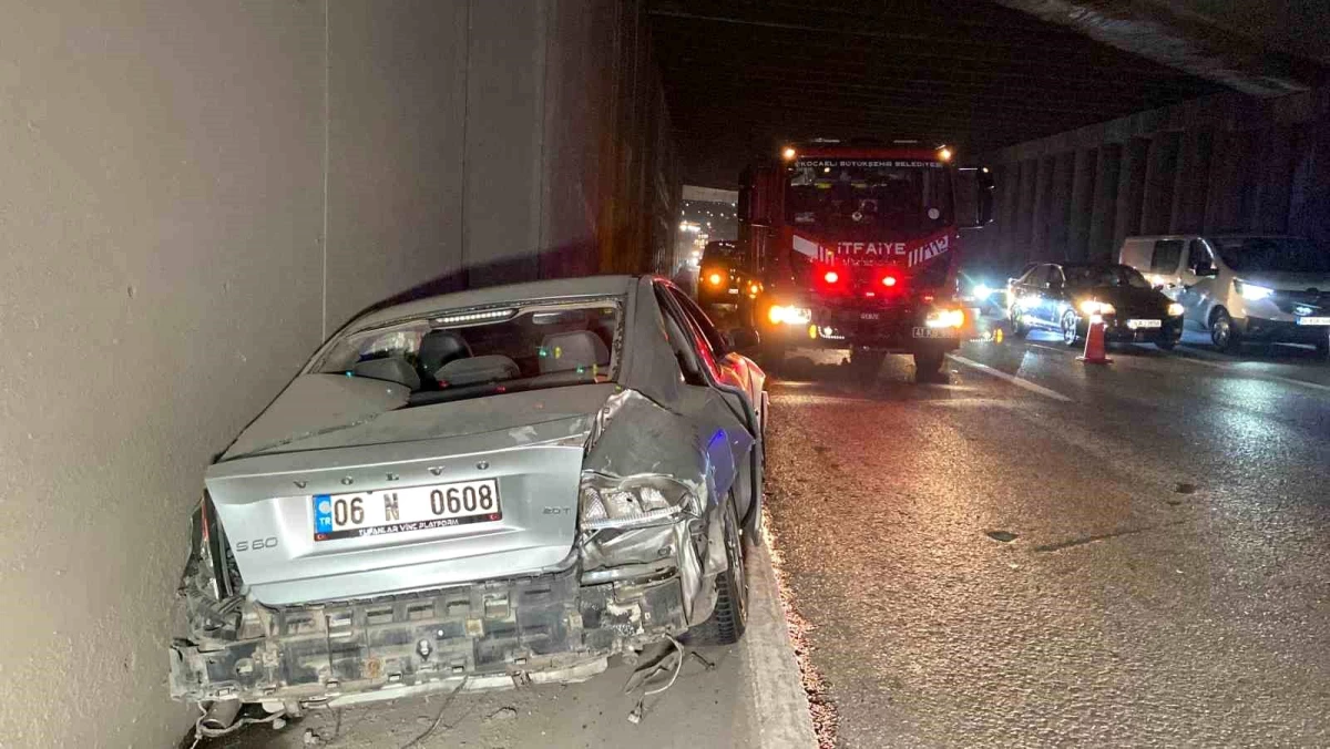 Kocaeli Gebze\'de meydana gelen kaza sonucu 9 kişi yaralandı