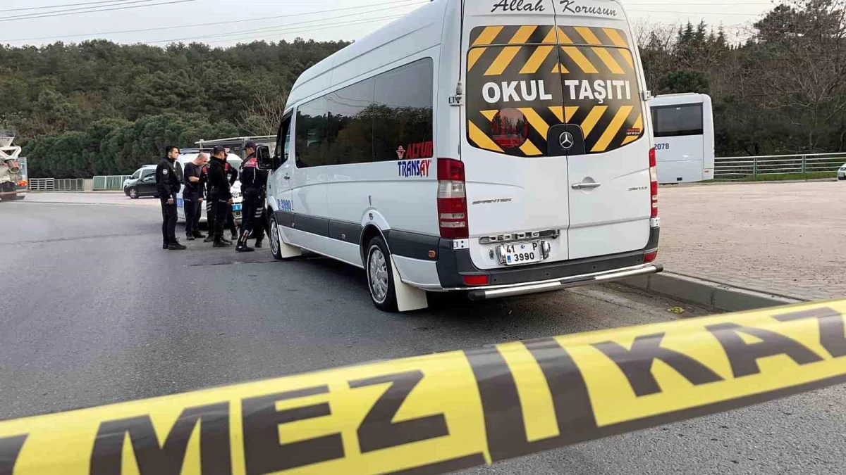 Gebze\'de trafik kazası sonrası çıkan kavgada kardeşler silahla vuruldu