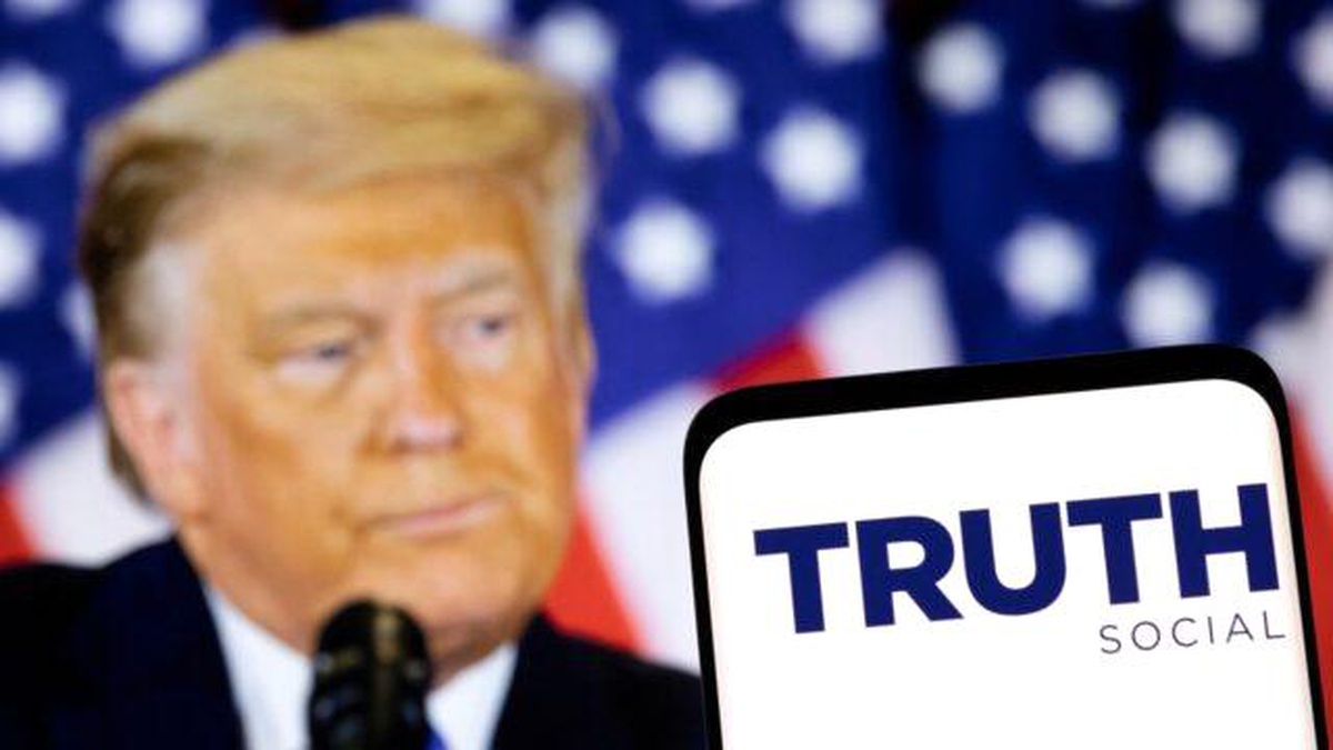 Trump\'ın Truth Social\'ı beklenen başarıyı yakalayamıyor