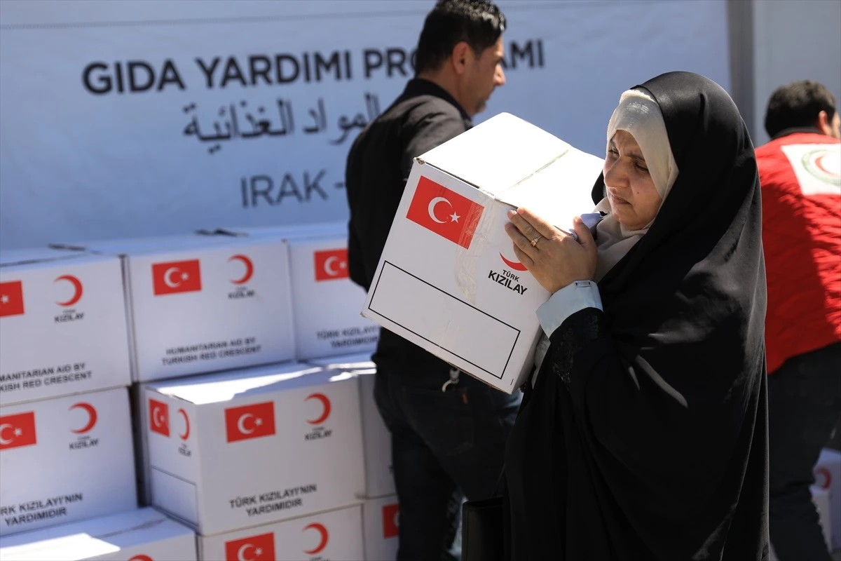 Türk Kızılay, Irak\'ta 300 aileye gıda yardımı yaptı