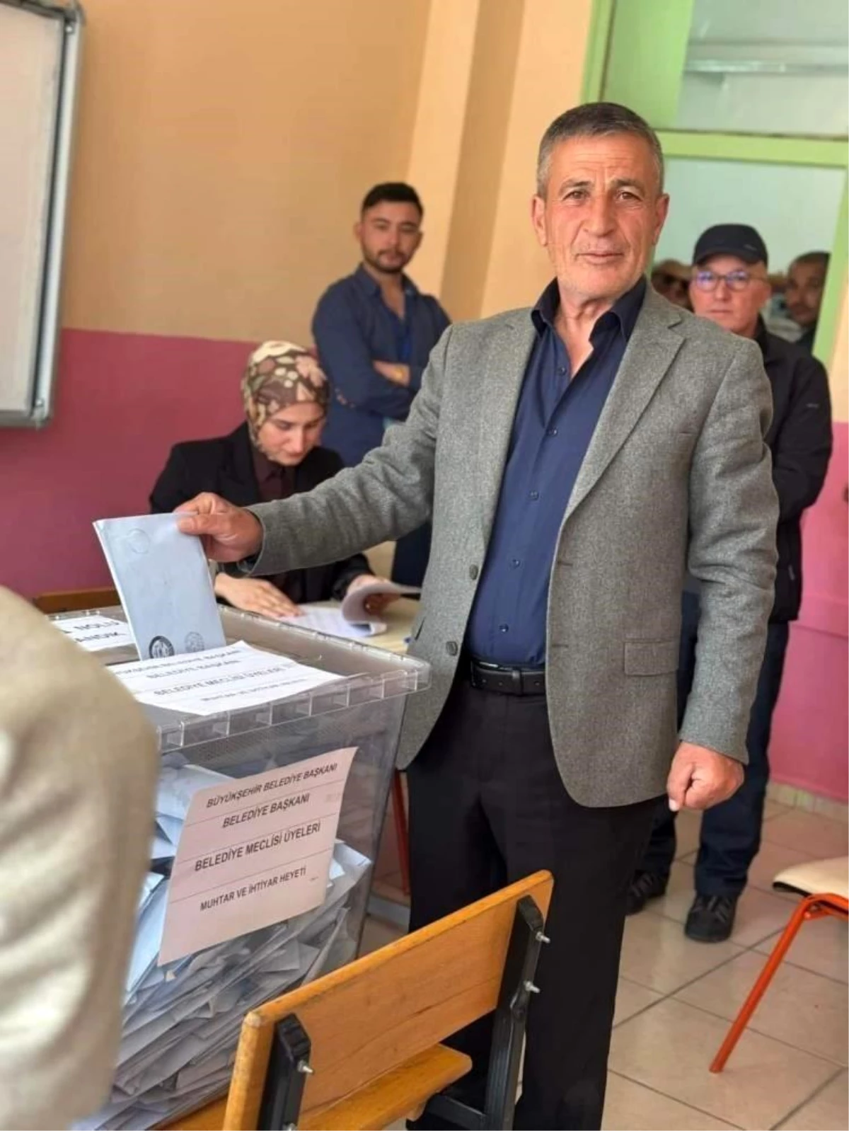 CHP\'li Mustafa Dursun Akkışla\'da Belediye Başkanı Seçildi
