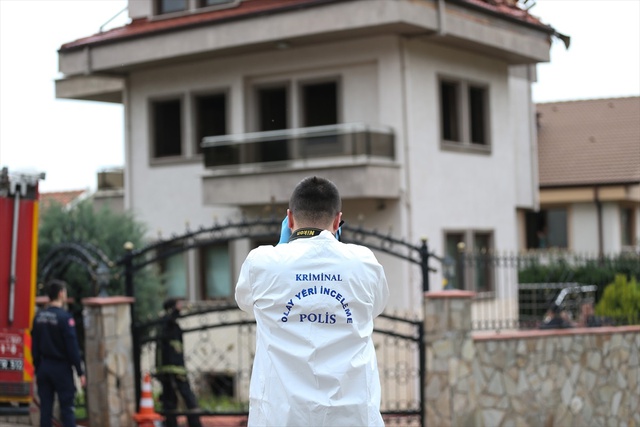Villadaki yangında ceset bulunmuştu! Eşini rahatsız eden kişiyi öldürdüğünü itiraf etti Villadaki yangında ceset bulunmuştu! Eşini rahatsız eden kişiyi öldürdüğünü itiraf etti