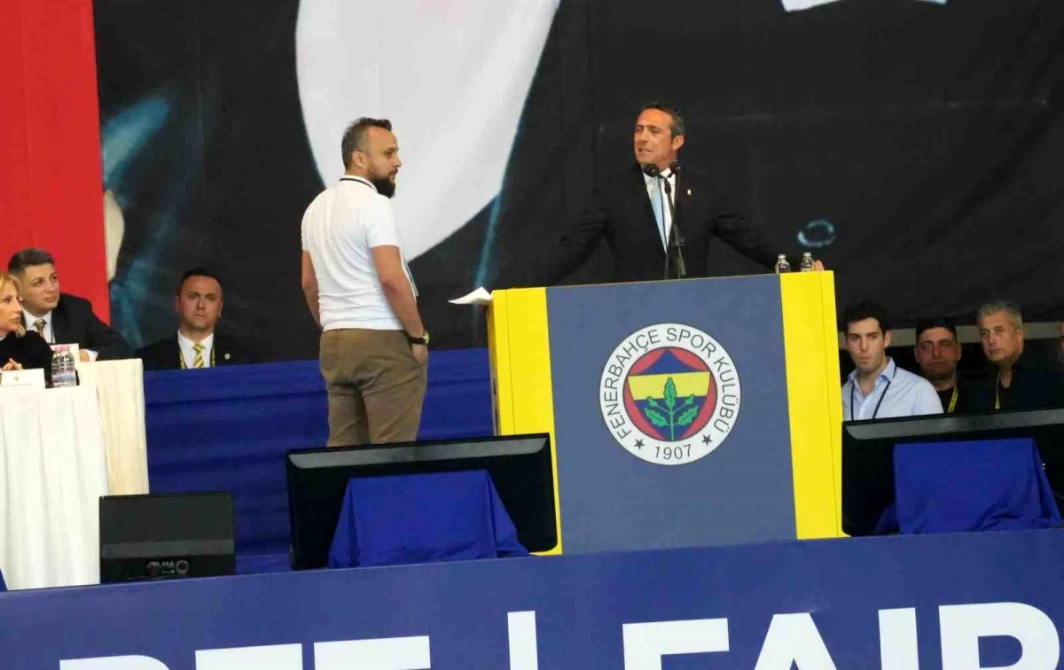 Fenerbahçe Kongre Üyeleri, yönetim kuruluna yetki verdi