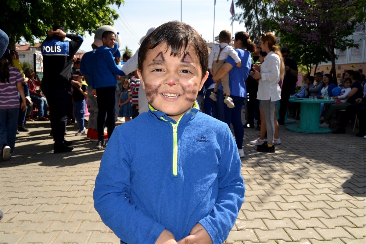 Fethiye\'de Otizm Farkındalık Etkinliği