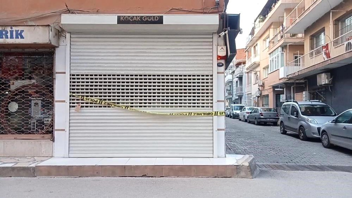 İzmir\'de kuyumcuyu öldüren zanlı kadın kimliğiyle yakalandı