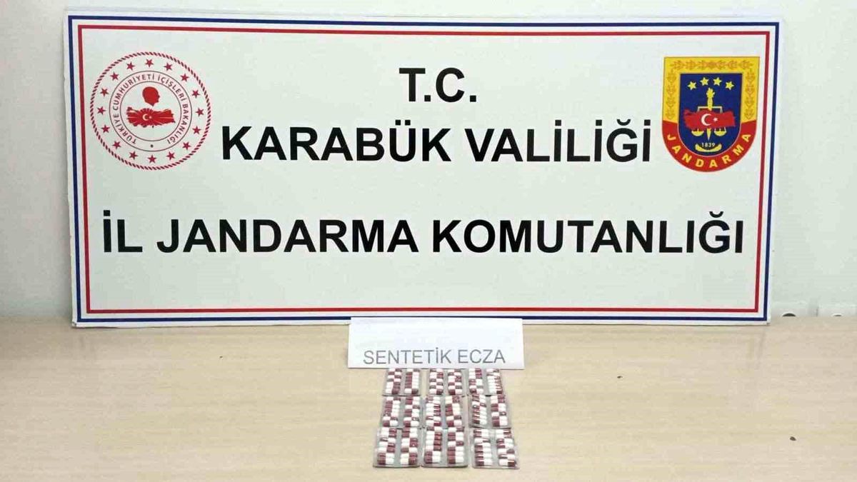 Karabük\'te yapılan operasyonda 126 adet sentetik hap ele geçirildi