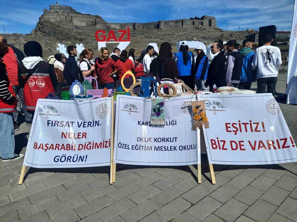 Kars\'ta Dünya Otizm Günü etkinliği düzenlendi