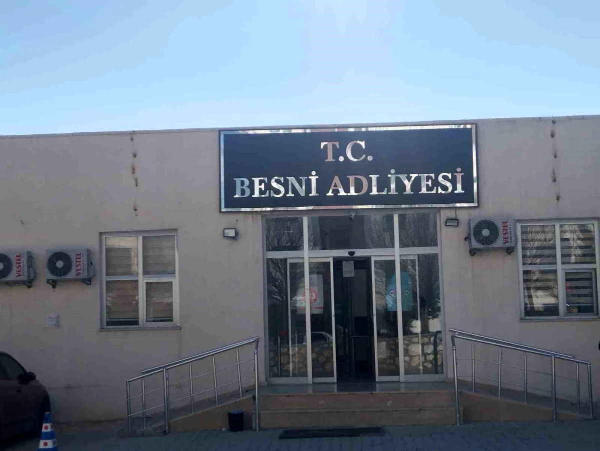 Adıyaman\'ın Besni ilçesinde seçim sonrası olaylar çıktı