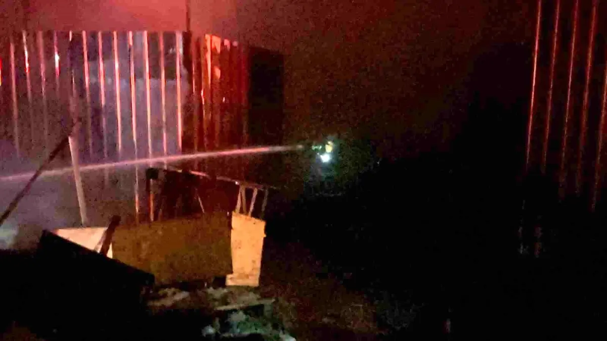 Bolu\'da palet fabrikasında çıkan yangın büyük hasara yol açtı