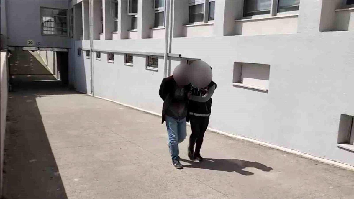 Adana\'da Saman Balyaları Arasında 305 Kilogram Skunk Ele Geçirildi