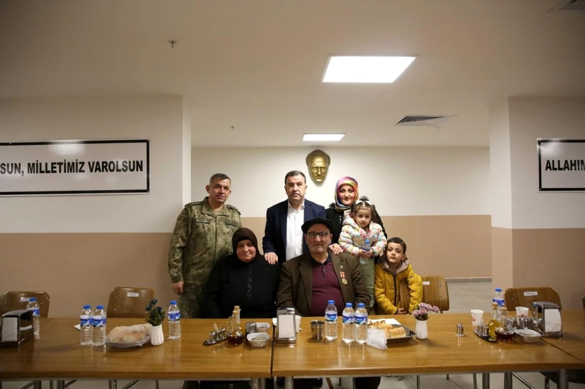 Bayburt Garnizon Komutanlığı Şehit ve Gazi Aileleri Onuruna İftar Yemeği Düzenledi