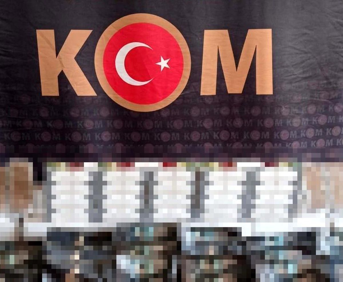 Tekirdağ\'da bandrolsüz nargile tütünü ele geçirildi