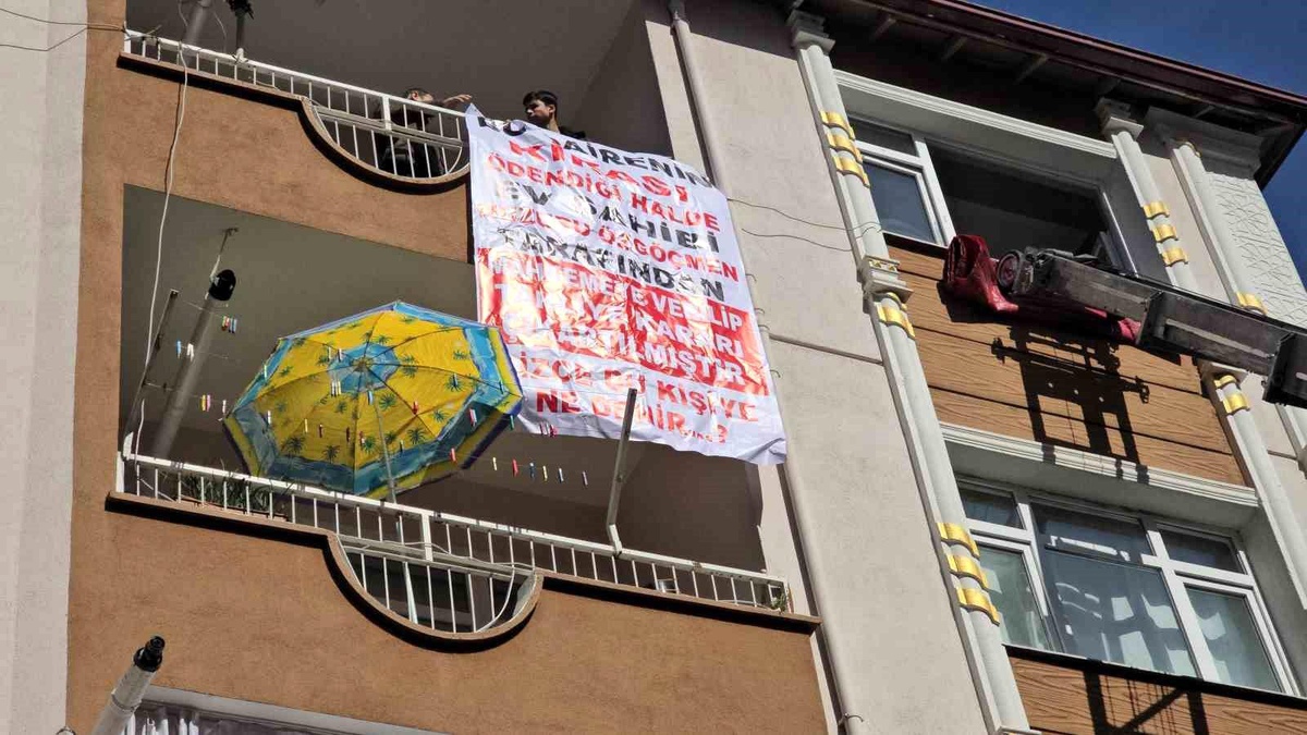 Tokat\'ta Kiracı, Annenin Bakımını Bıraktığı İçin Evden Çıkarıldı