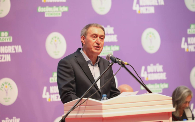 Van'da belediye başkanlığının AK Parti'ye geçmesine ilişkin Selahattin Demirtaş'tan ilk sözler