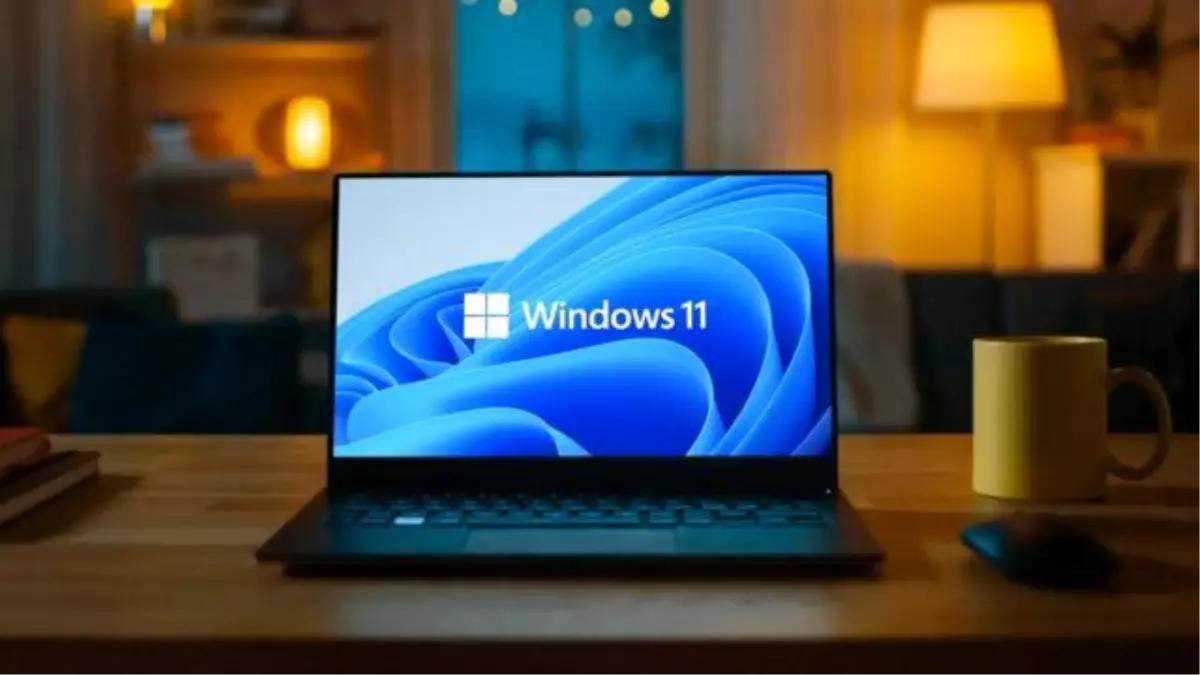 Windows 11\'in Pazar Payı Düşüyor, Windows 10 Liderliğini Sürdürüyor