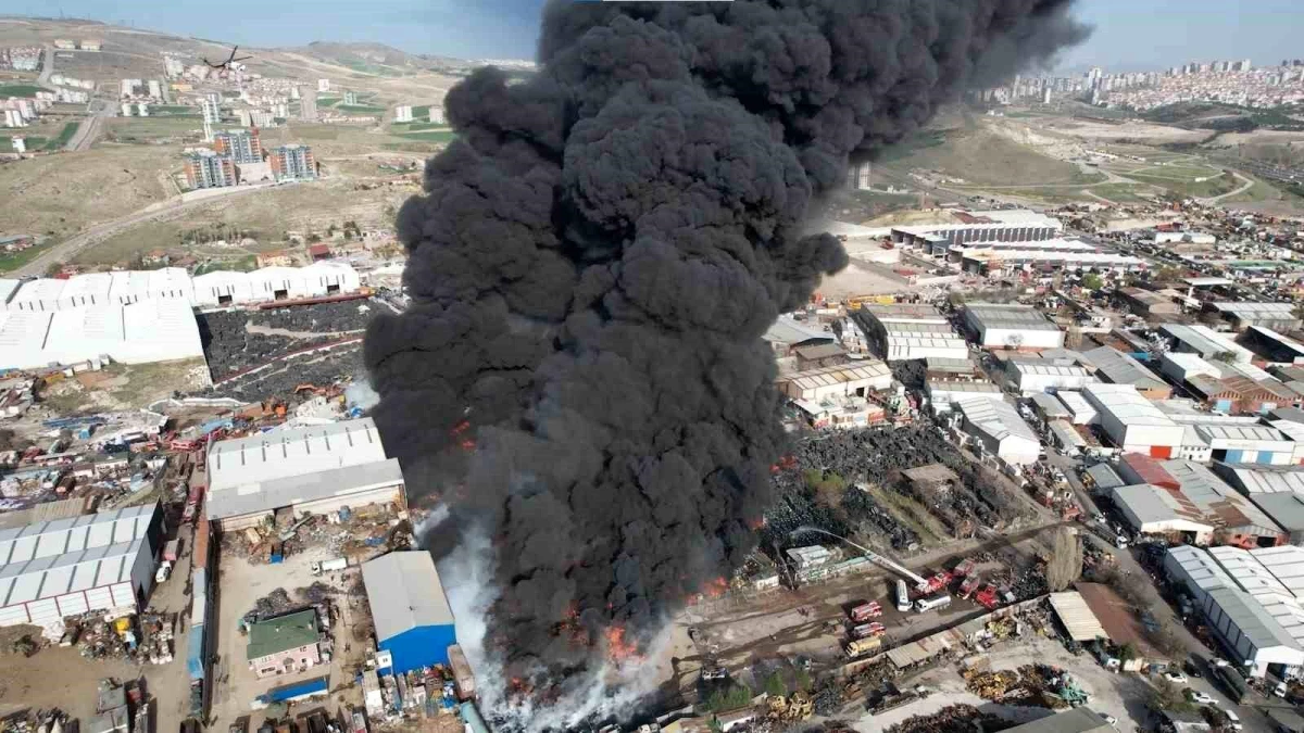 Ankara\'da Organize Sanayi Bölgesi\'nde Yangın Çıktı