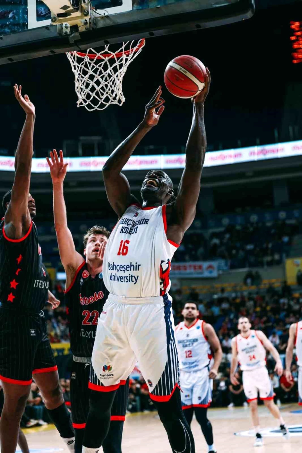 Bahçeşehir Koleji FIBA Avrupa Kupası\'nda finale yükseldi