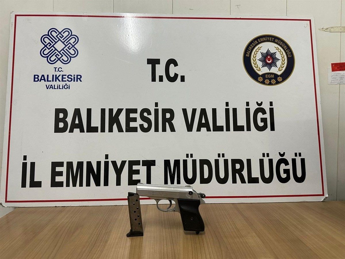 Balıkesir\'de 11 şüpheli gözaltına alındı