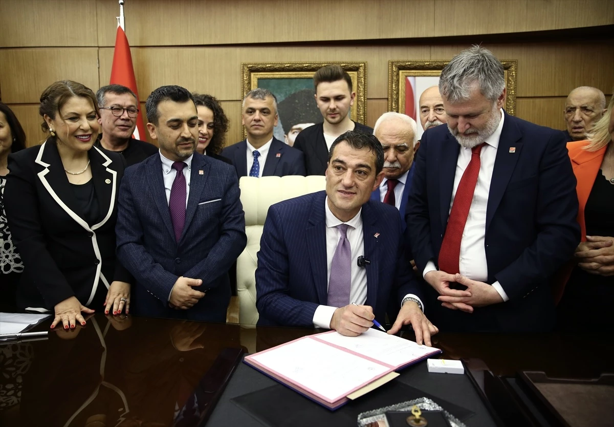 CHP\'den Giresun Belediye Başkanı Fuat Köse göreve başladı