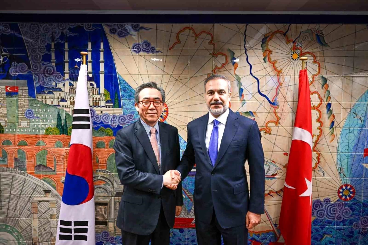 Dışişleri Bakanı Hakan Fidan, Güney Kore Dışişleri Bakanı ile görüştü
