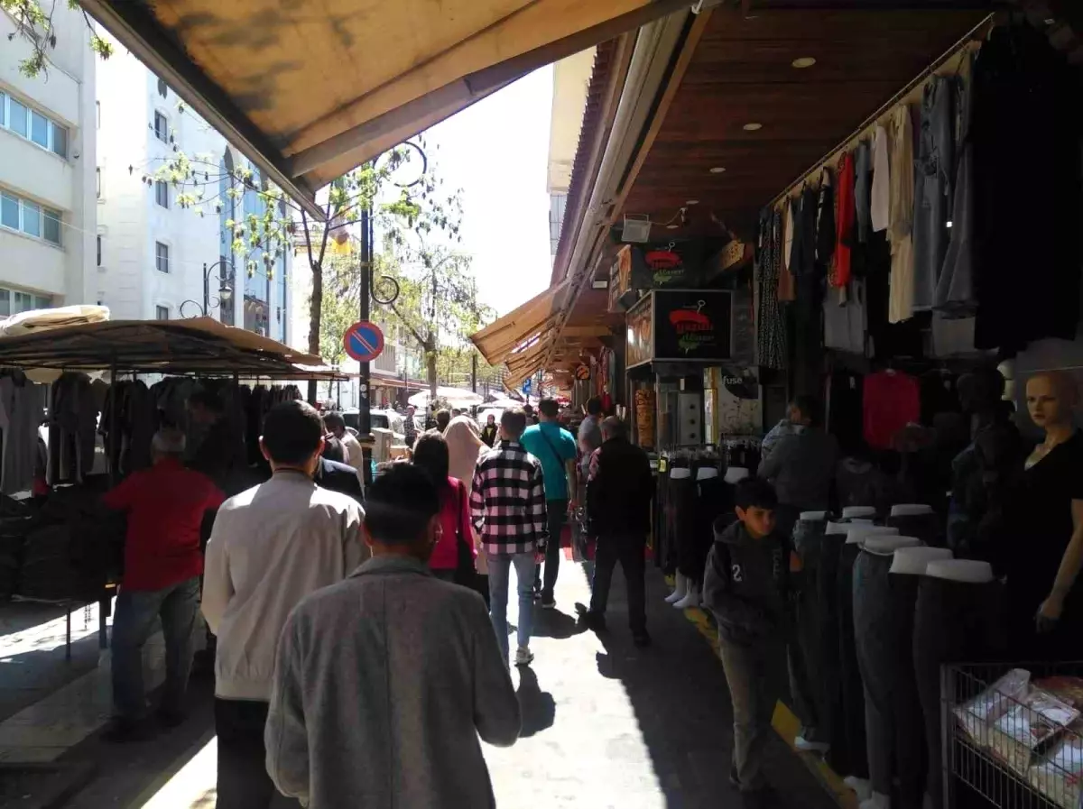 Diyarbakır\'da Bayram Hareketliliği Başladı