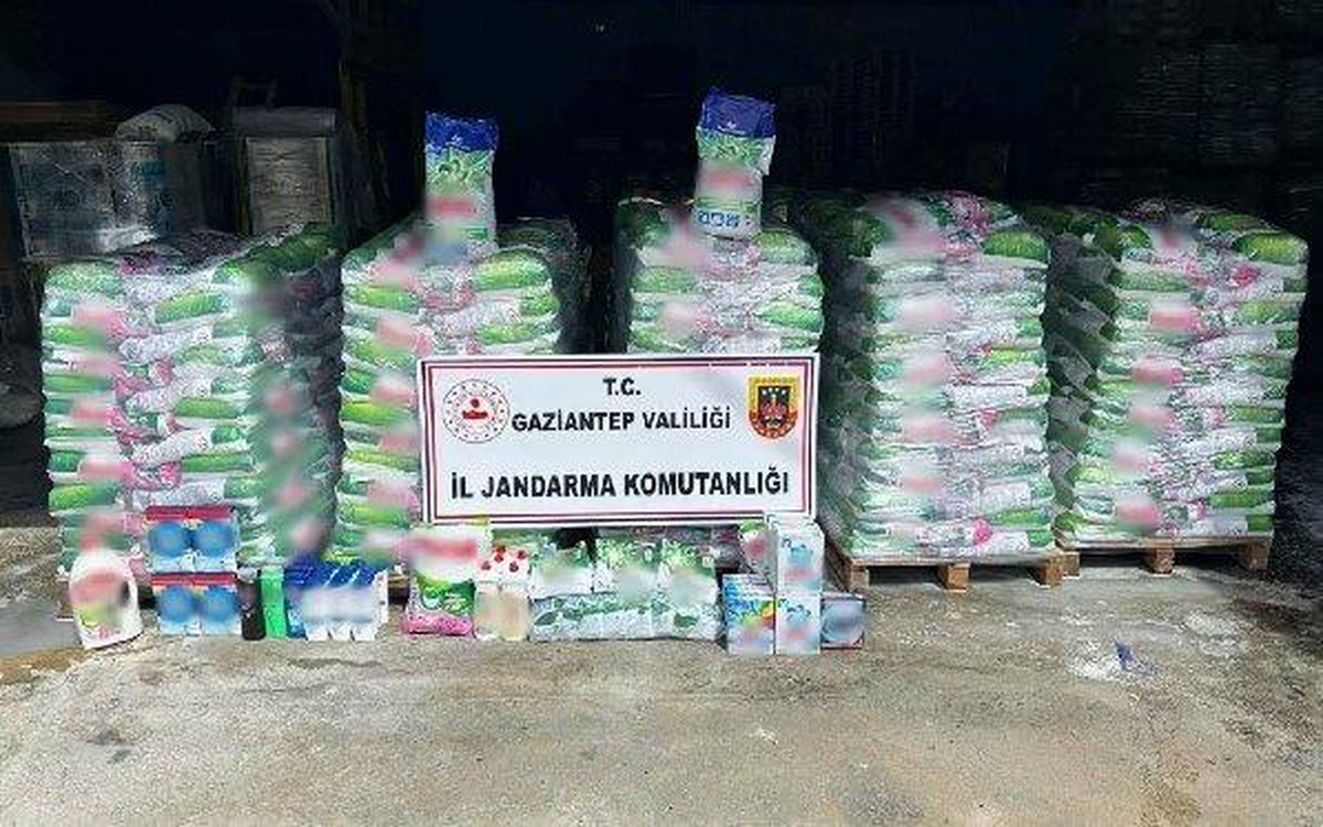 Gaziantep\'te Uyuşturucu ve Kaçakçılık Operasyonunda 343 Şüpheli Yakalandı