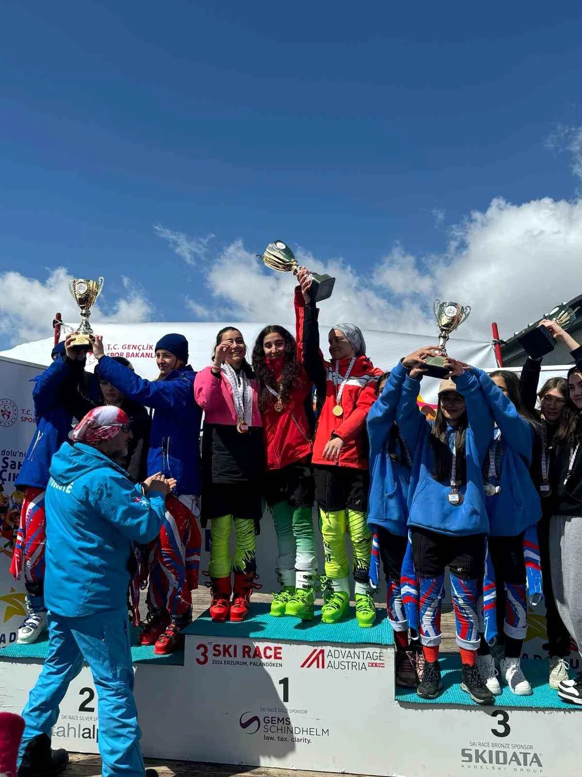 Kayseri Takımları ANALİG Türkiye Kayak Şampiyonası\'nda Şampiyon