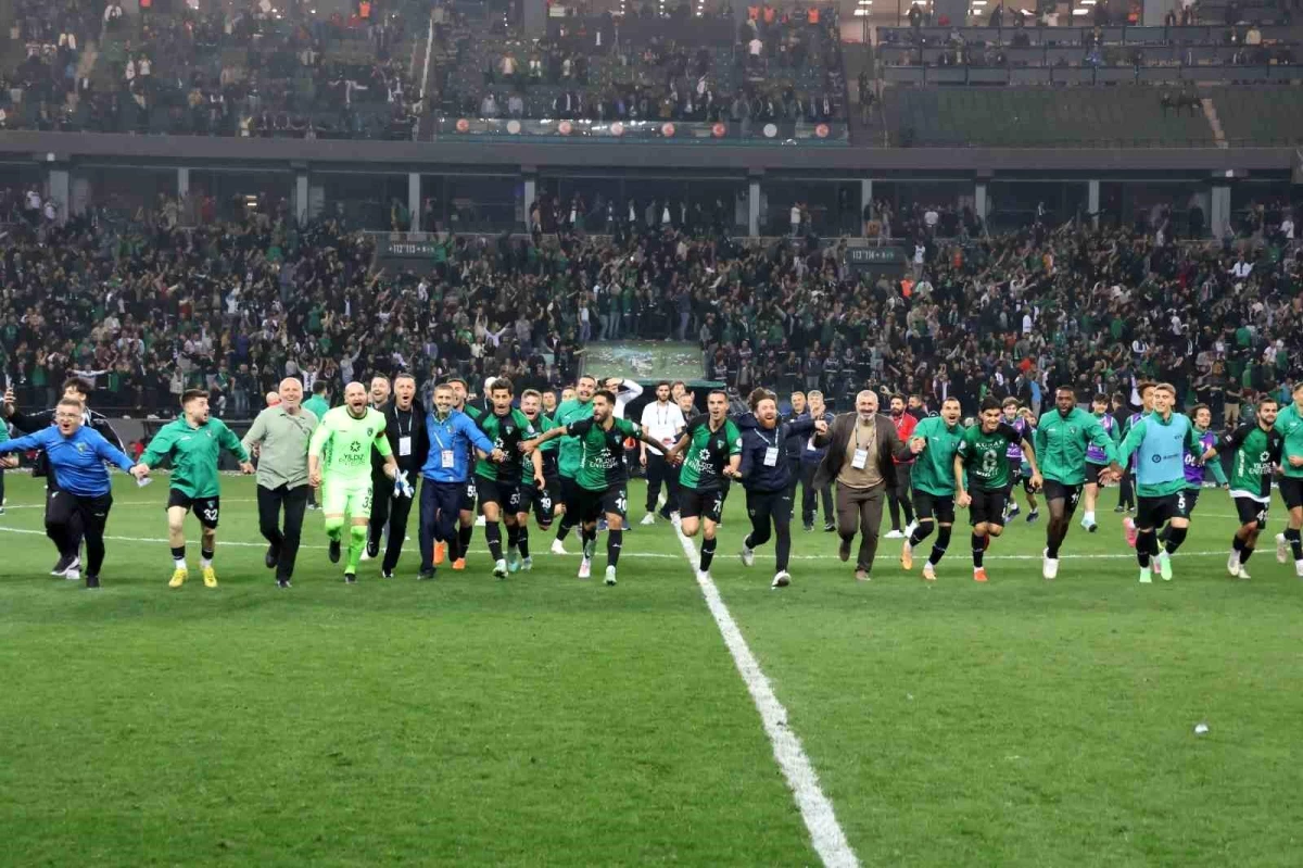 Kocaelispor, üç penaltı golüyle Göztepe\'yi mağlup etti