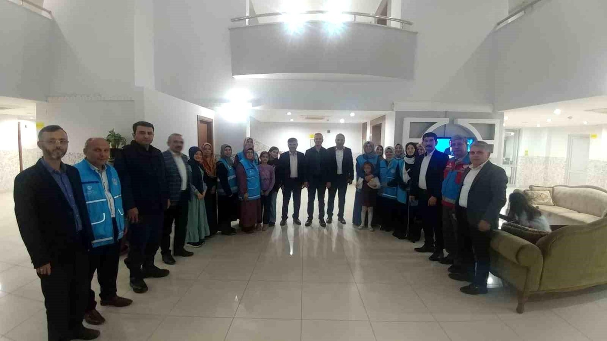 Muğla\'da öğrencilere iftar ve diş kirası desteği