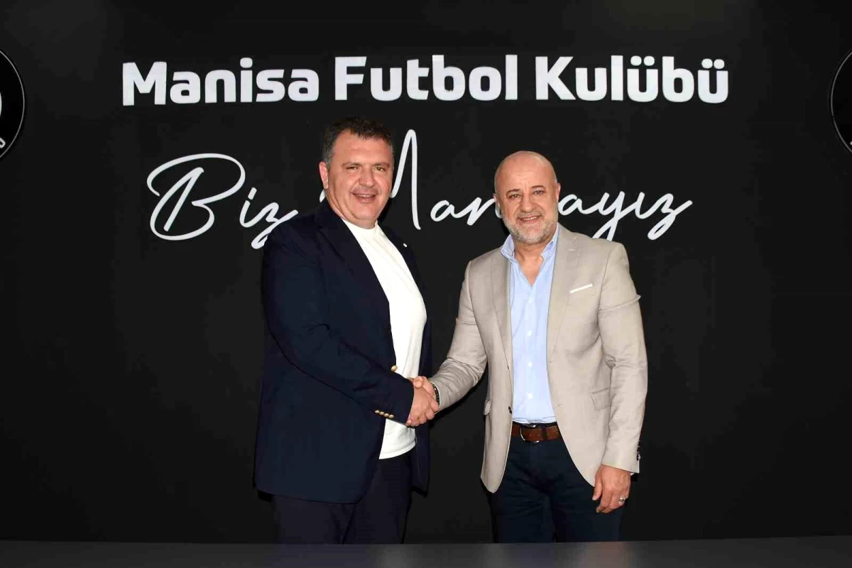 Manisa Futbol Kulübü\'nün yeni teknik direktörü Levent Devrim oldu