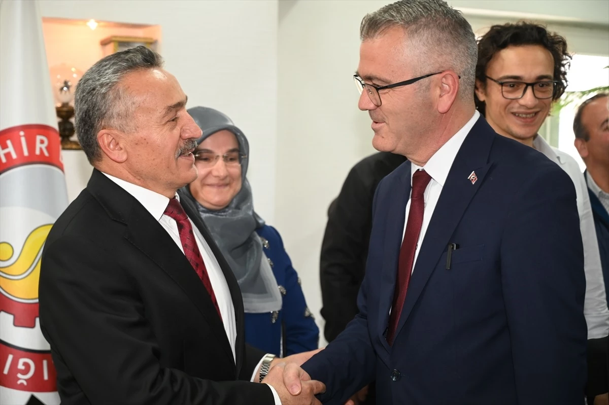 CHP\'li Hasan Ustaoğlu Seydişehir Belediye Başkanlığına seçildi