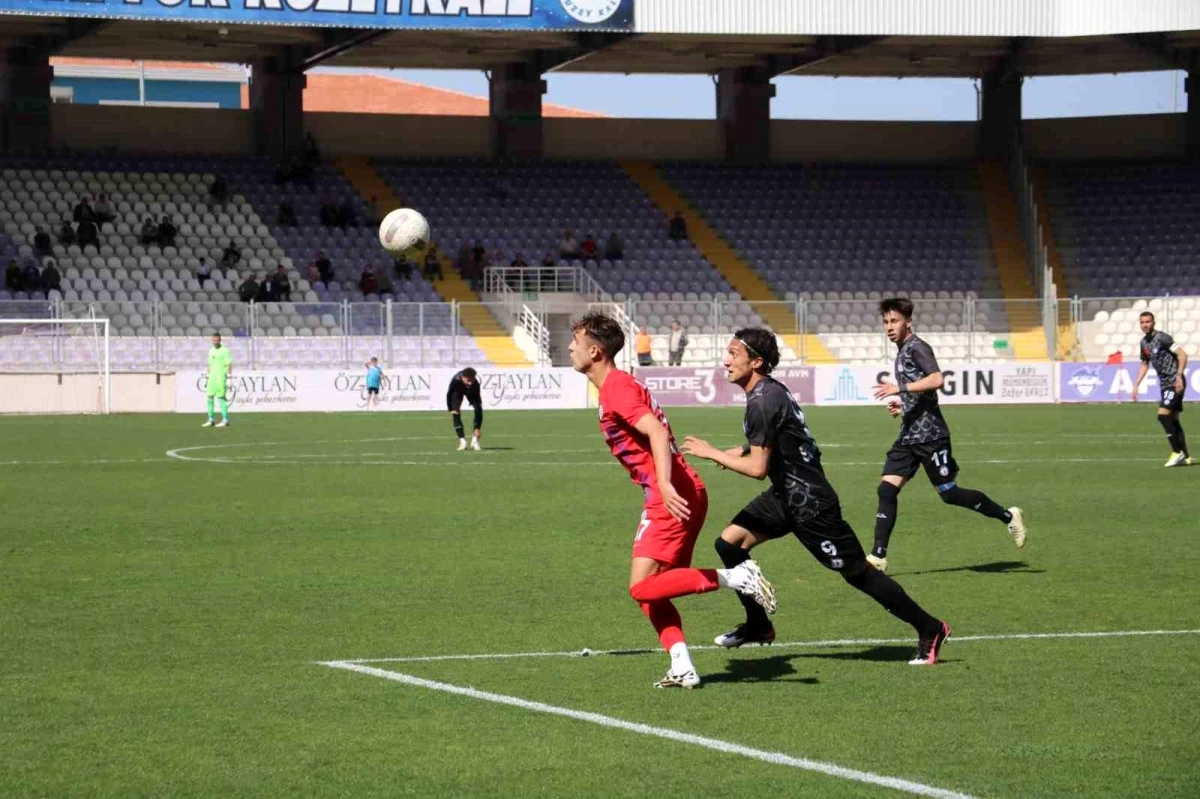 Afyonspor, Altınordu\'ya 2-0 mağlup oldu