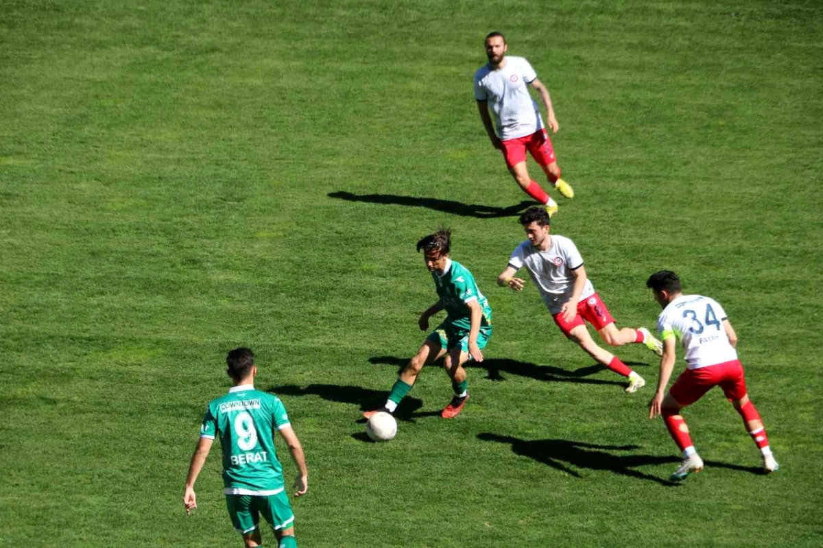 Zonguldak Kömürspor, Bursaspor\'u 2-0 mağlup etti