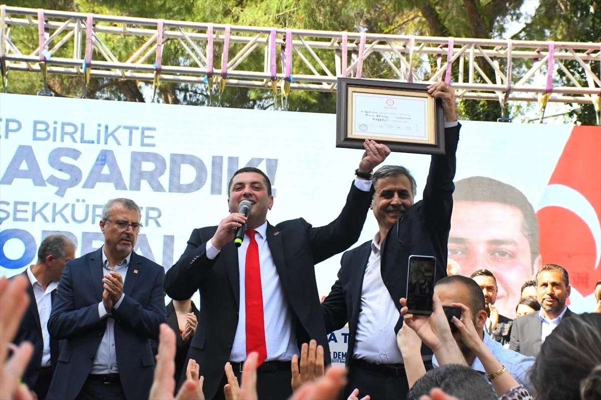 CHP\'li Övünç Demir, Torbalı Belediye Başkanı olarak göreve başladı