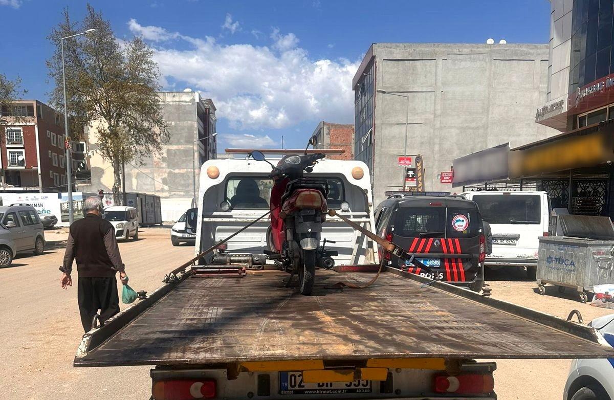 Adıyaman\'da trafikten men motosikletine para cezası