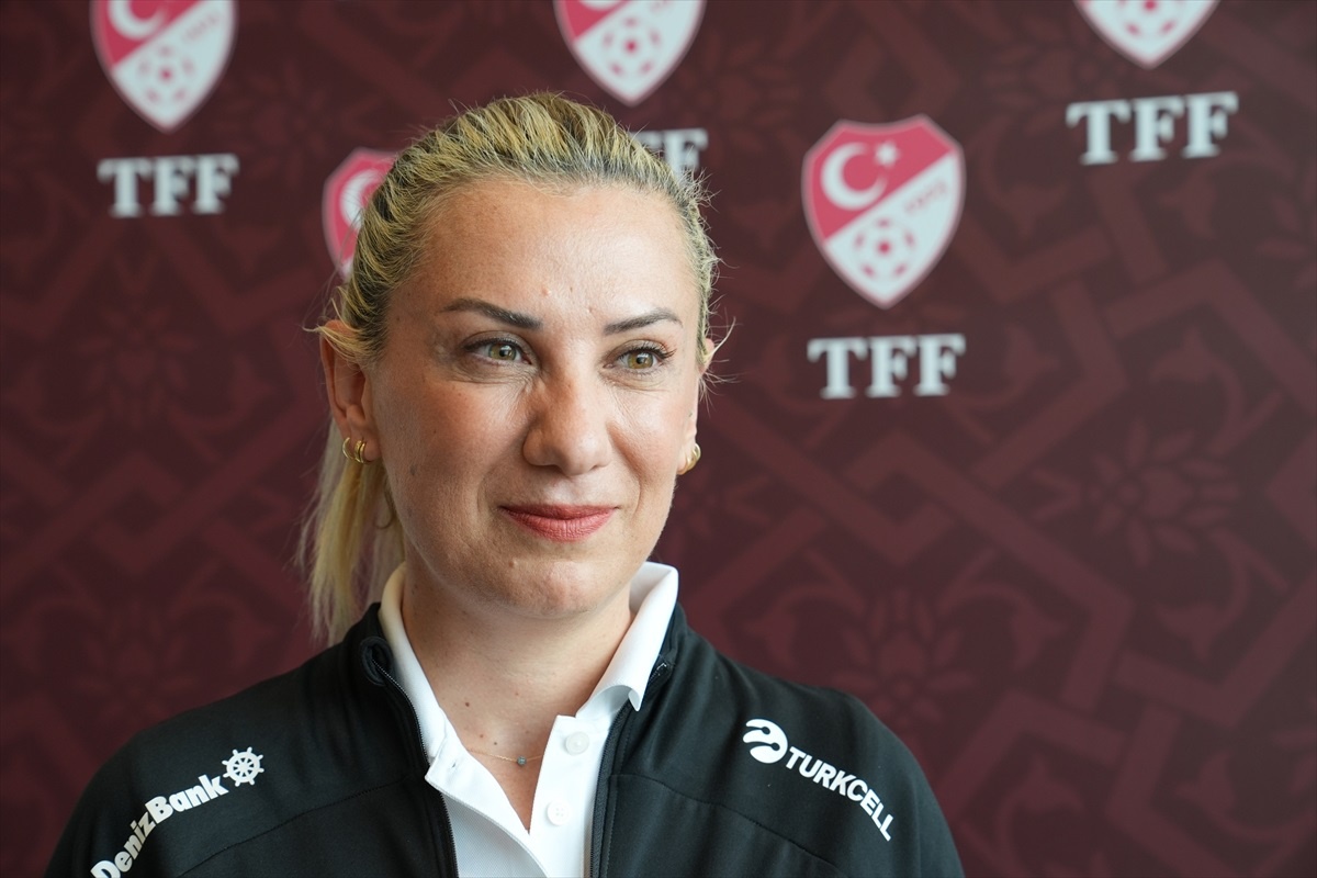 Milli Kadın Futbol Takımı Teknik Direktörü Necla Güngör Kıragası: İsviçre maçı önemli bir deneyim olacak
