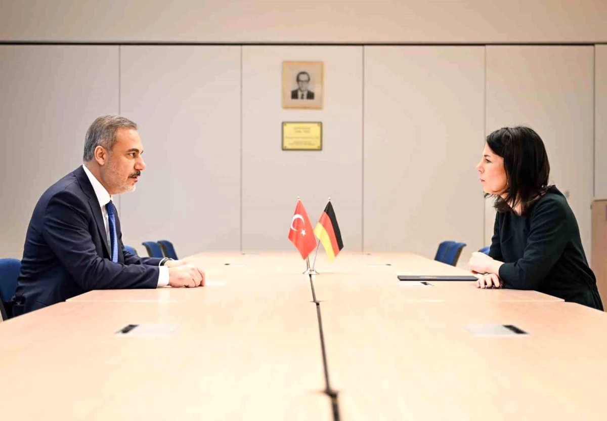 Dışişleri Bakanı Hakan Fidan, Almanya Dışişleri Bakanı ile Brüksel\'de görüştü