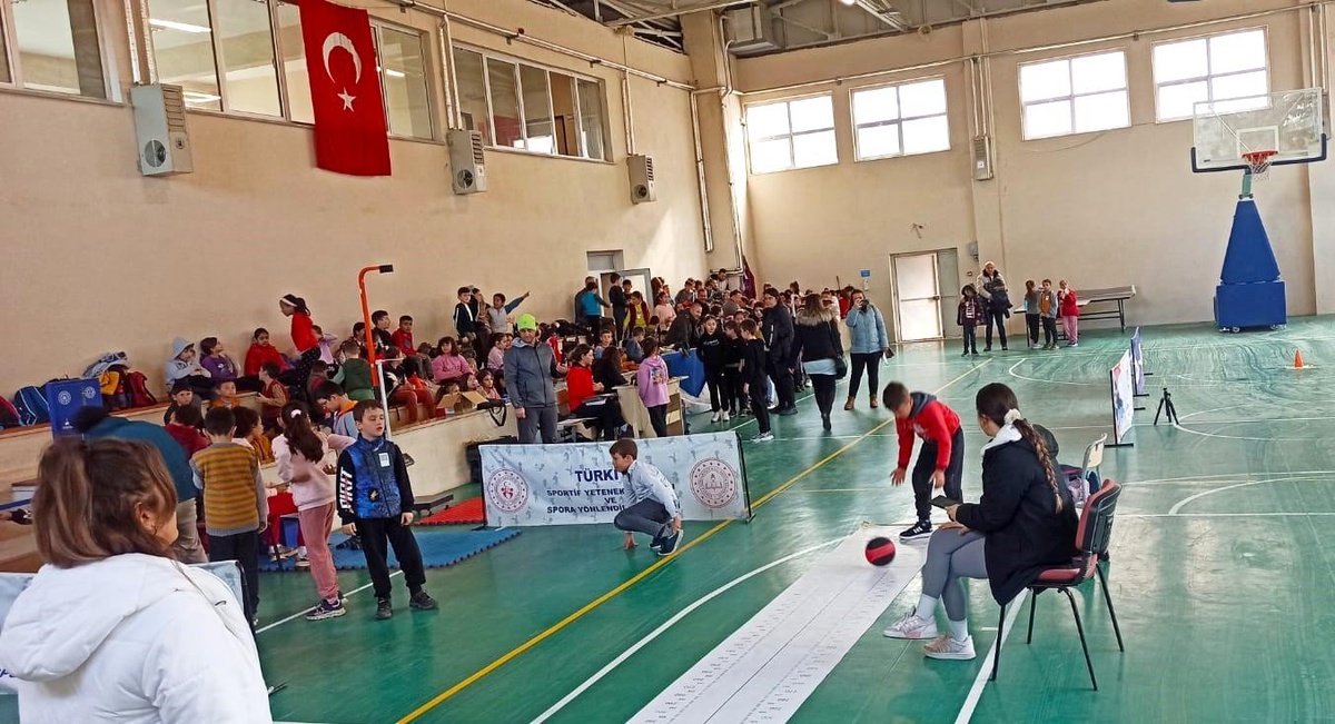 Balıkesir\'de Sportif Yetenek Taraması ve Spora Yönlendirme Programı Devam Ediyor