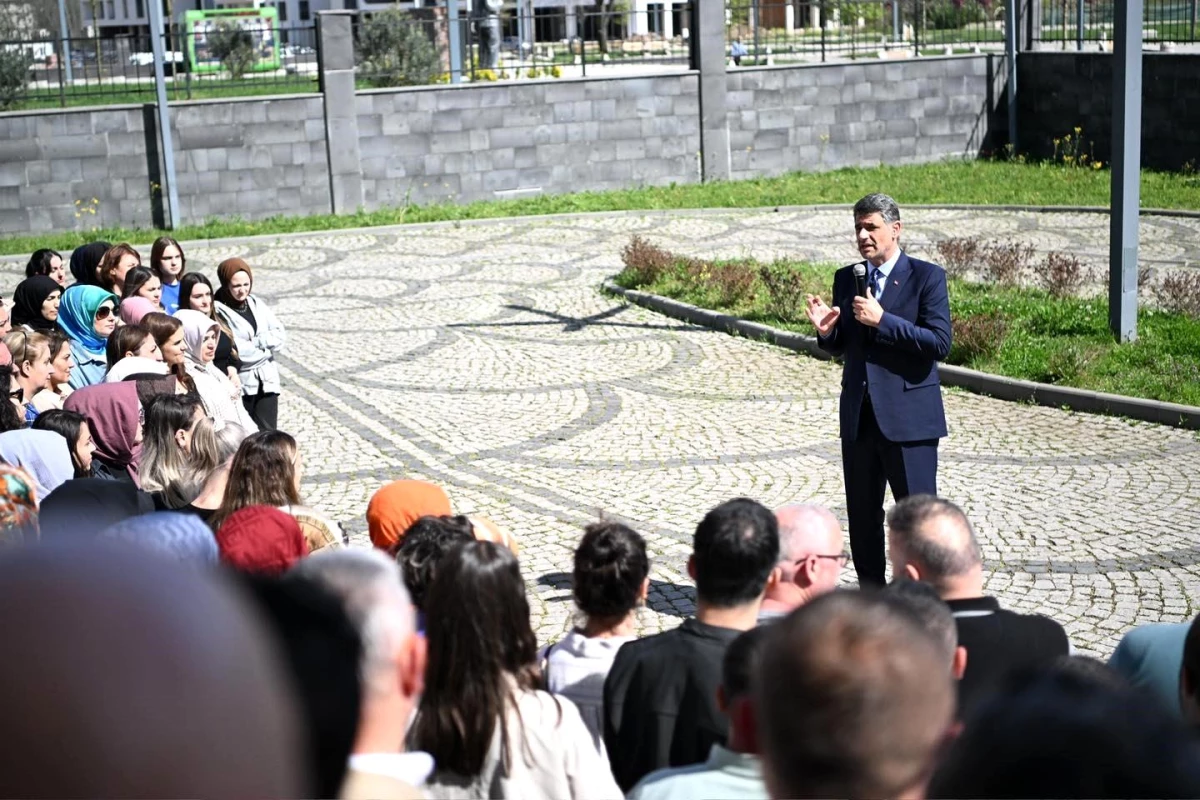 Kartepe Belediye Başkanı Mustafa Kocaman, Mazbatasını Aldı