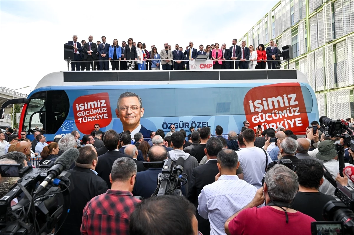 CHP Genel Başkanı Özgür Özel: Seçim zaferi bir yatırım kredisidir