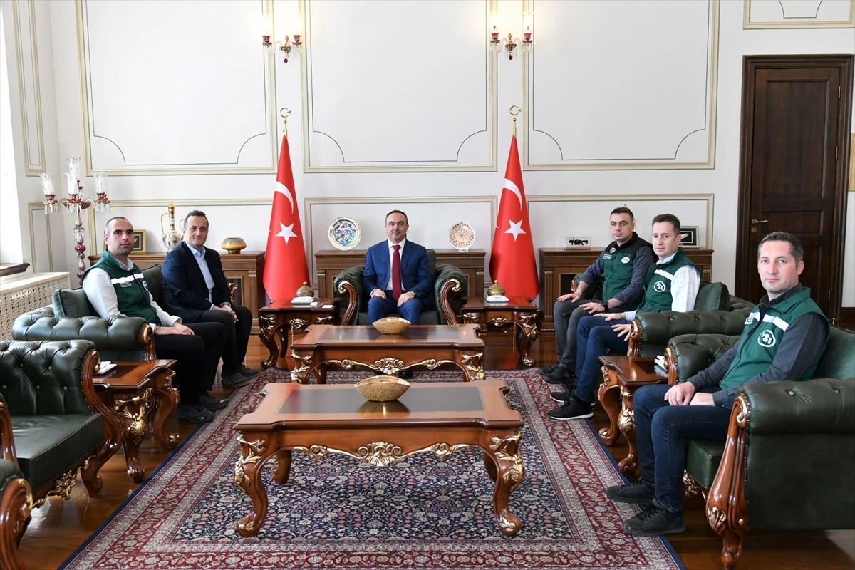 DSİ Genel Müdür Yardımcısı Dinçer Aydoğan, Tekirdağ Valisi Recep Soytürk\'ü ziyaret etti