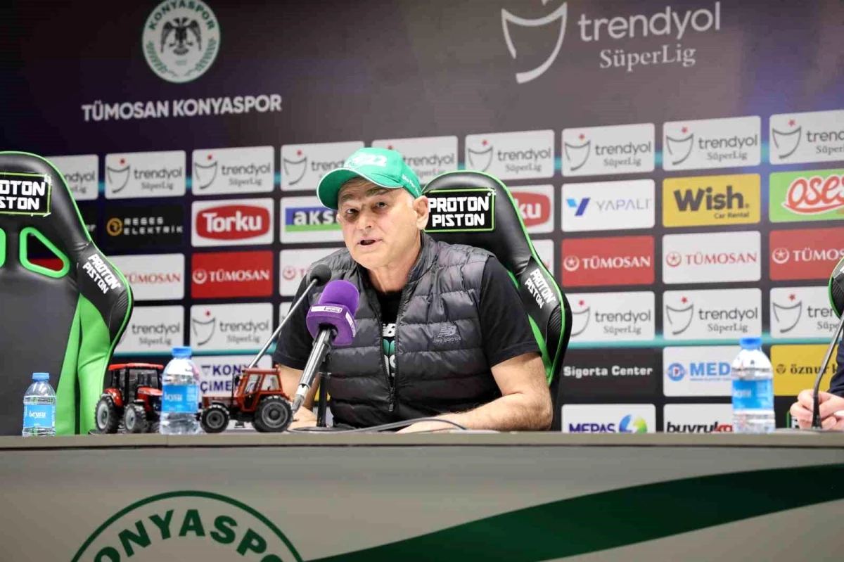 Konyaspor Teknik Direktörü: Futbol Bu Dönemde İkinci Planda