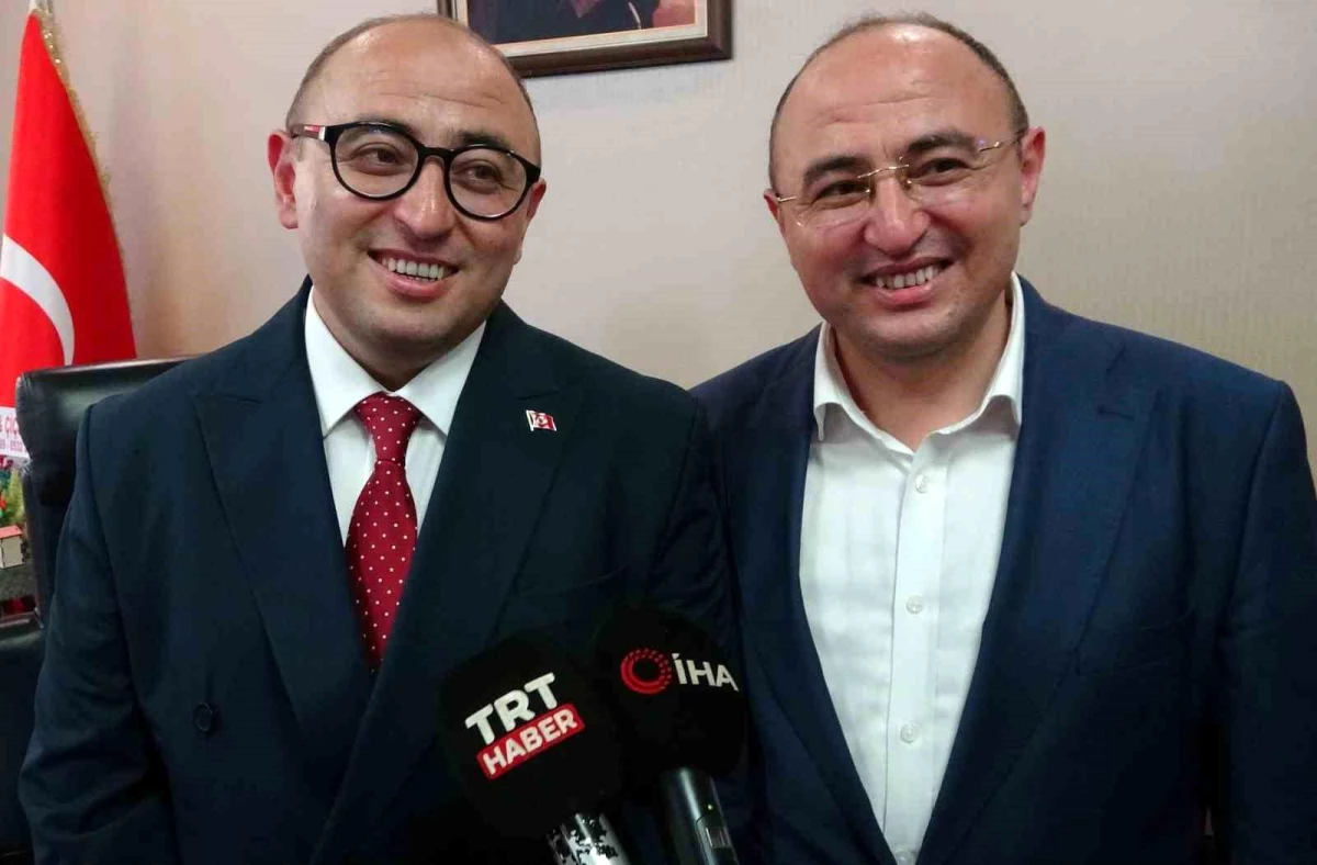 Mersin Erdemli Belediye Başkanı Mustafa Kara Göreve Başladı