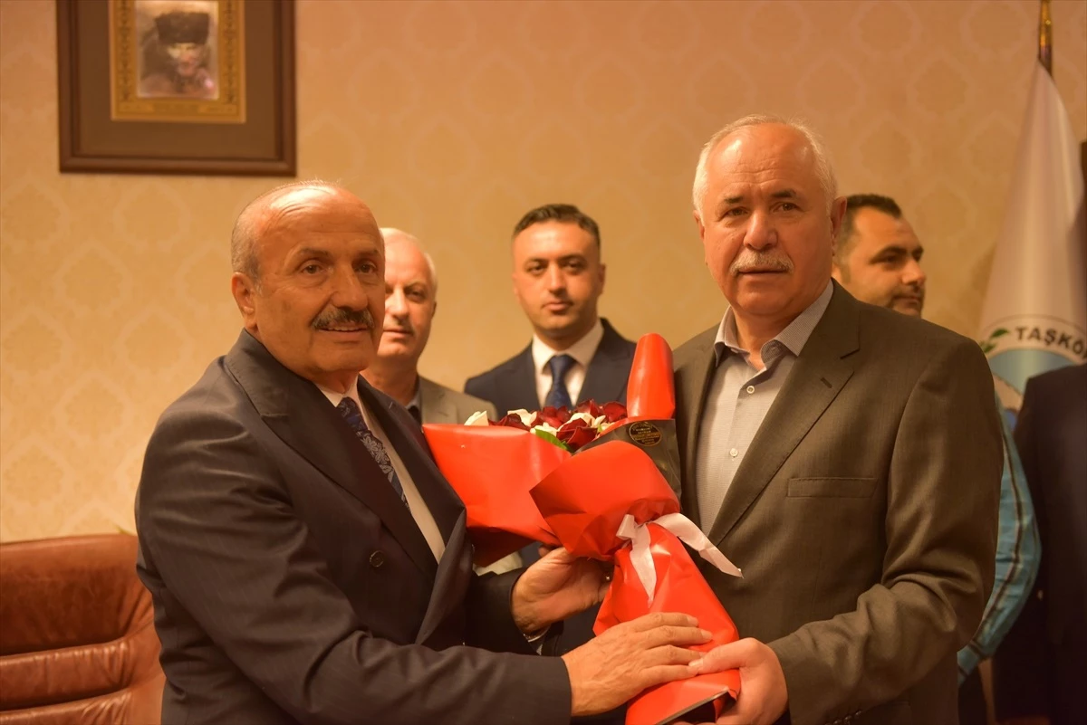 Hüseyin Arslan, Taşköprü Belediye Başkanı olarak göreve başladı