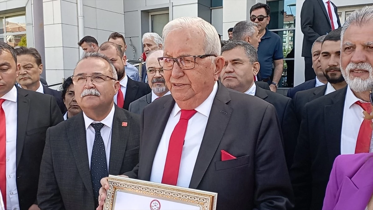 CHP\'den Karadeniz Ereğli Belediye Başkanı Seçilen Halil Posbıyık Göreve Başladı