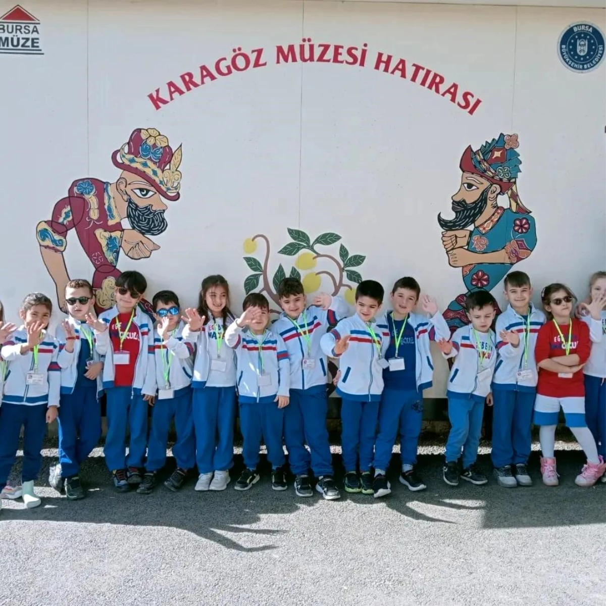 Karagöz Müzesi\'ni ziyaret eden anaokulu öğrencileri, ünlü kahramanları tanıdı